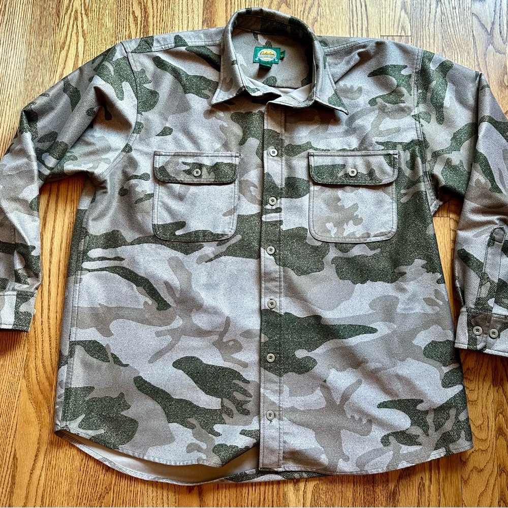 Cabela's Green and Brown Camouflage Shirt button down